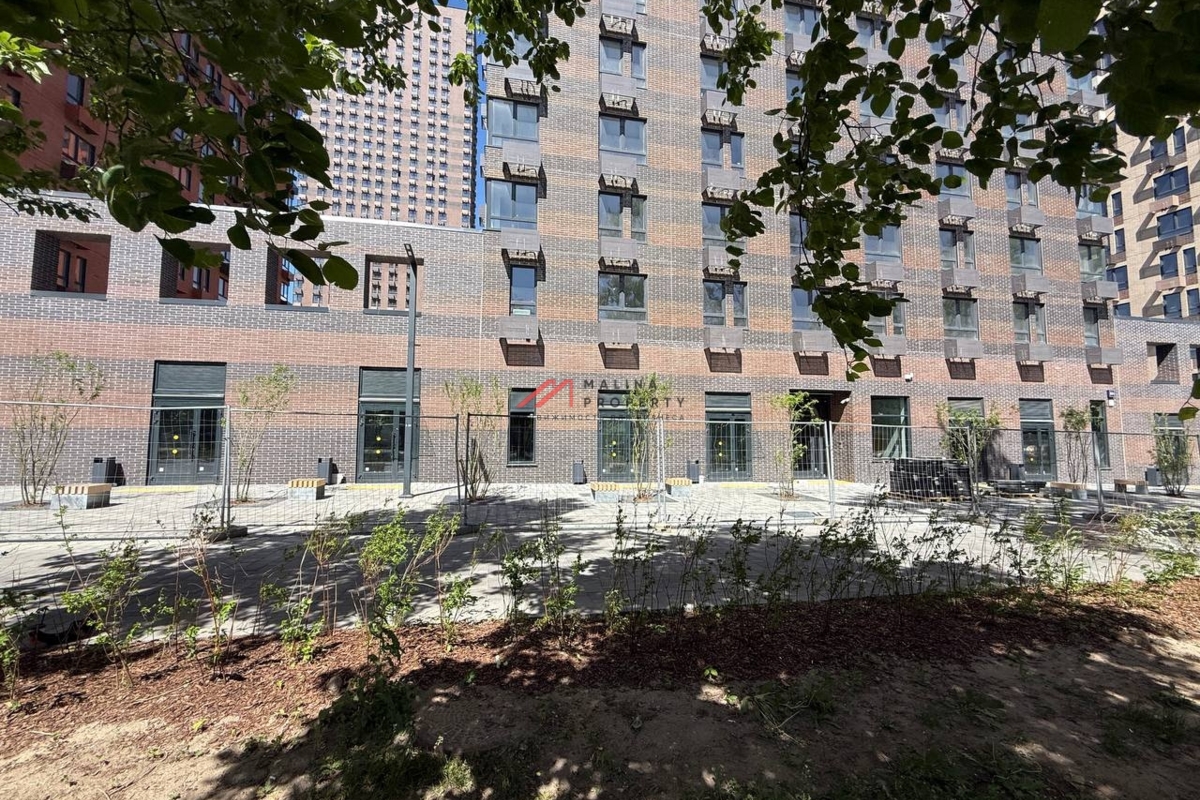 Продажа торгового помещения в ЖК "2-й Нагатинский"  