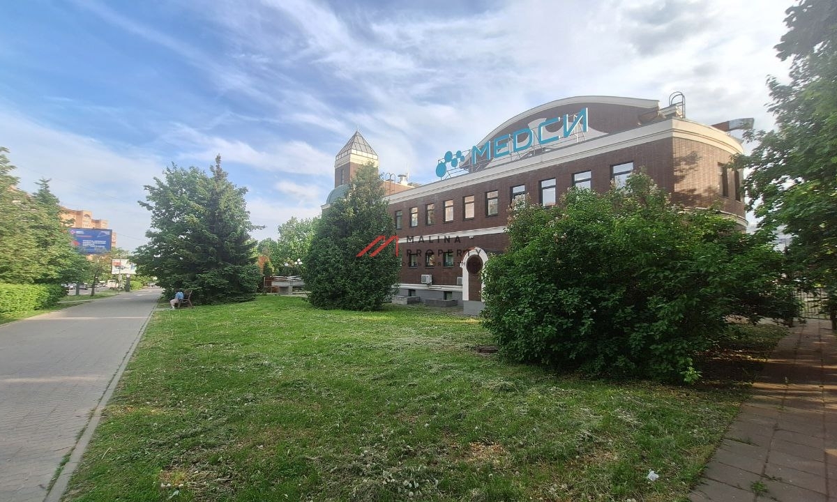 Продажа торгового здания с арендаторами в Одинцово