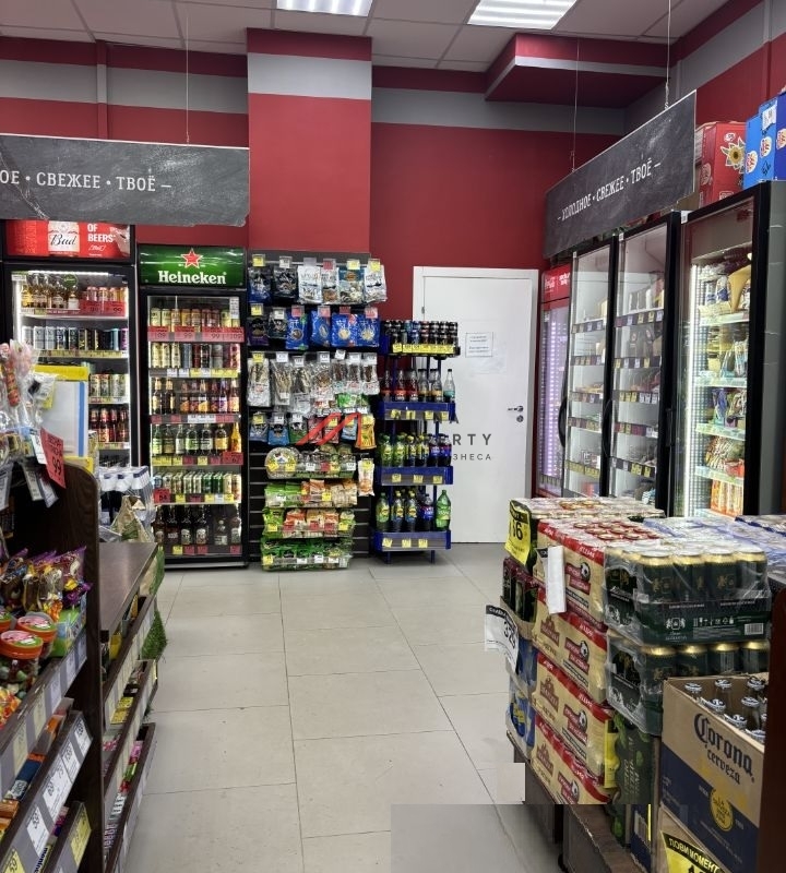 Продажа торгового помещения с арендатором "Бристоль" 