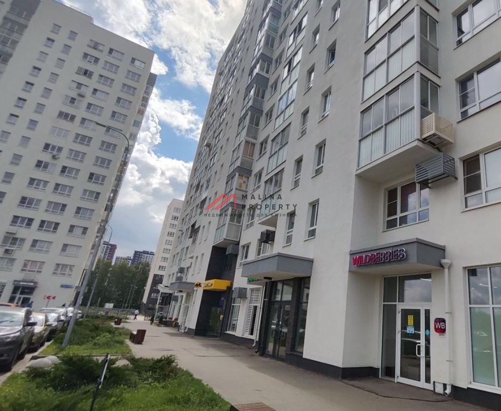 Продажа торгового помещения с магазином "ВкусВилл"