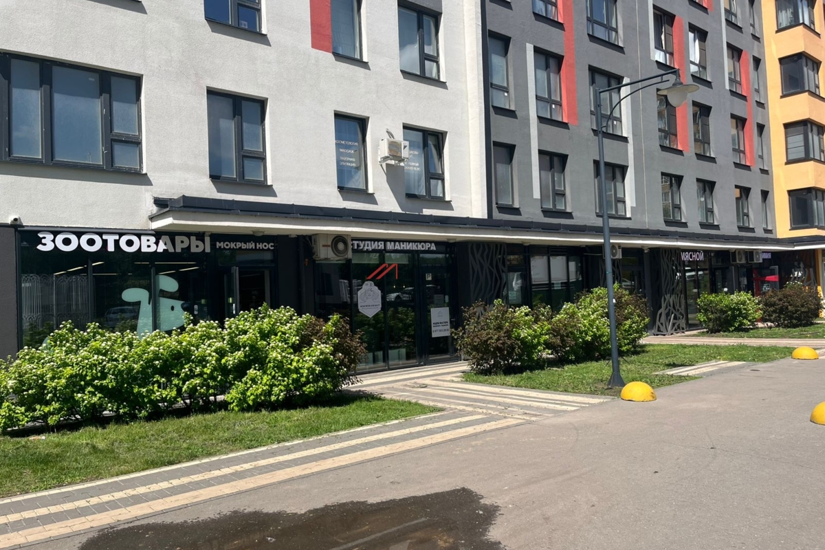 Аренда торгового помещения на ул. Бачуринская
