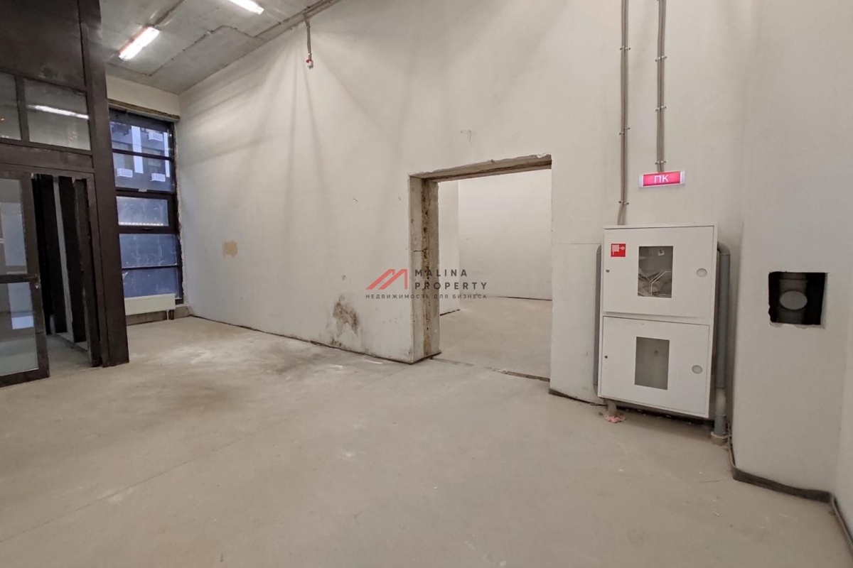 Продажа торгового помещения у метро Нагорная