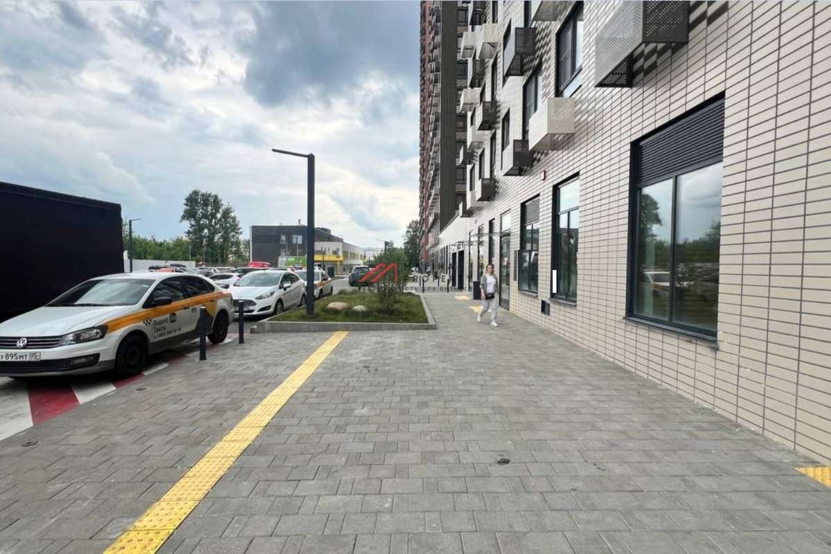 Аренда торгового помещения в ЖК "Ютаново" 