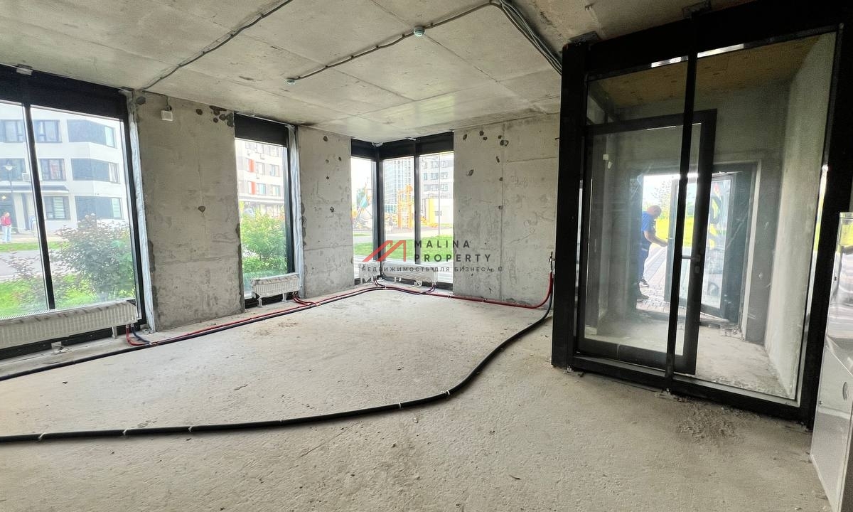 Продажа  помещения в центре жилого комплекса