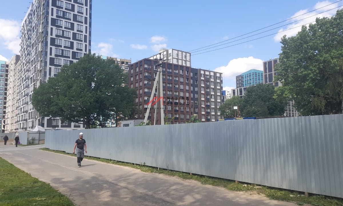 Продажа торгового помещения в ЖК "Скандинавия центр"