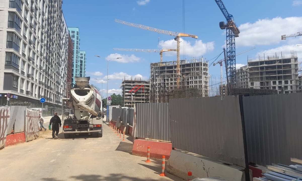 Продажа торгового помещения в ЖК "Скандинавия центр"