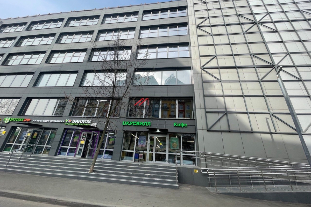 Продажа торгового помещения с арендатором Ozon