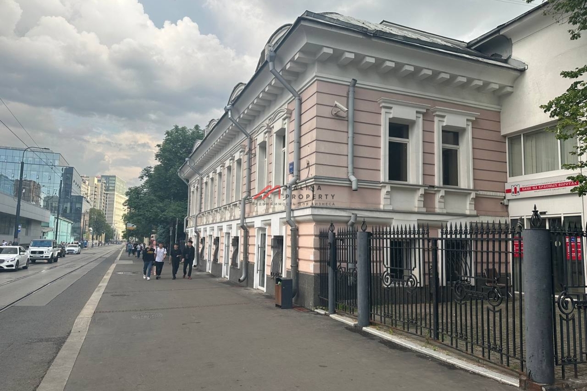 Продажа торгового помещения с арендатором на Бауманской