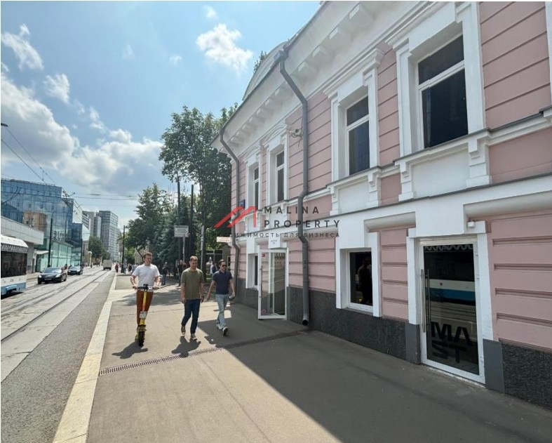 Продажа торгового помещения с арендатором на Бауманской