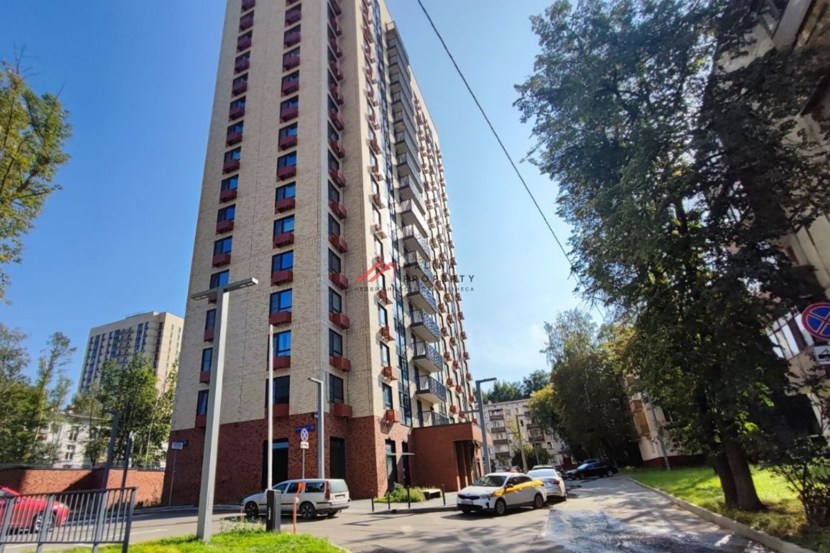 Продажа торгового помещения в новом доме 