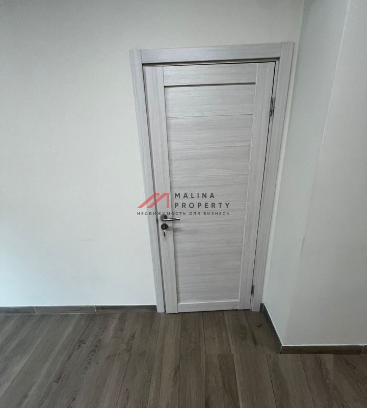 Продажа торгового помещения в новом доме 