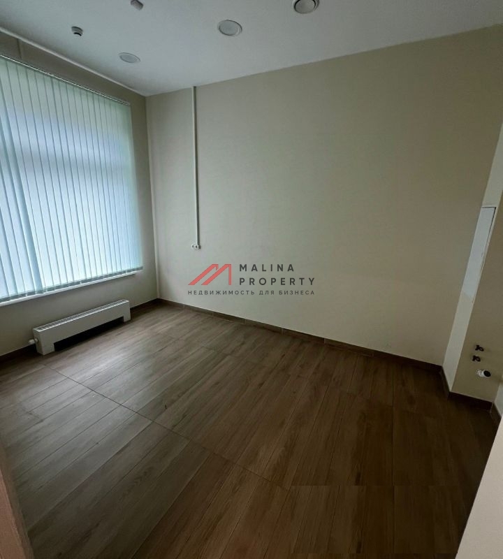 Продажа торгового помещения в новом доме 