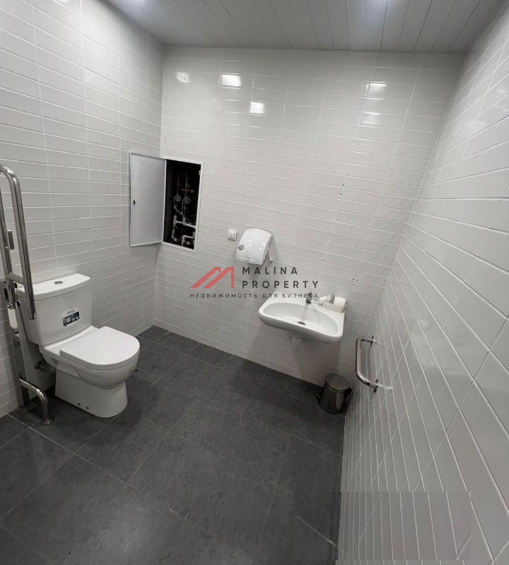 Продажа торгового помещения в новом доме 