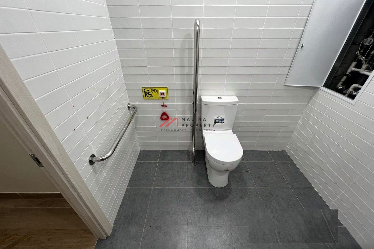 Продажа торгового помещения в новом доме 