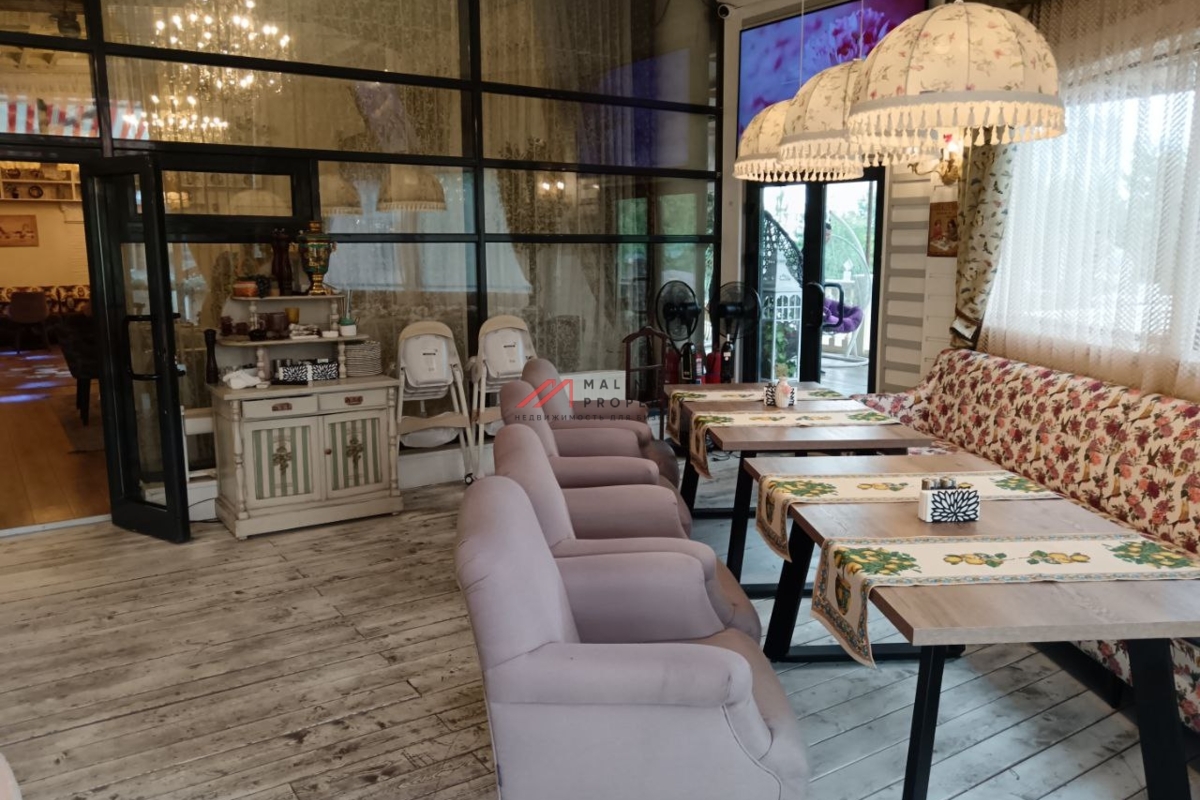 Продажа торгового центра в поселке Барвиха-Клаб