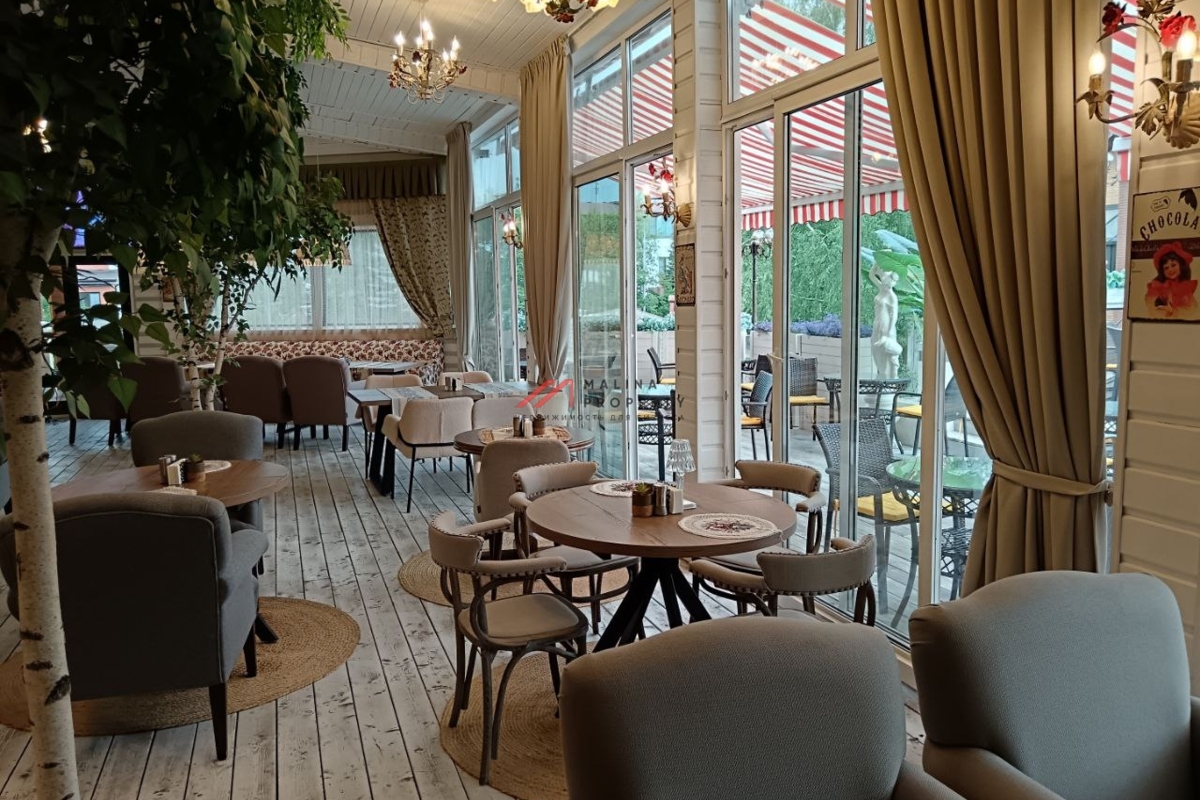 Продажа торгового центра в поселке Барвиха-Клаб