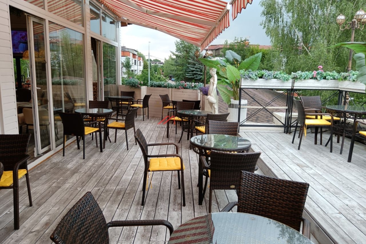 Продажа торгового центра в поселке Барвиха-Клаб