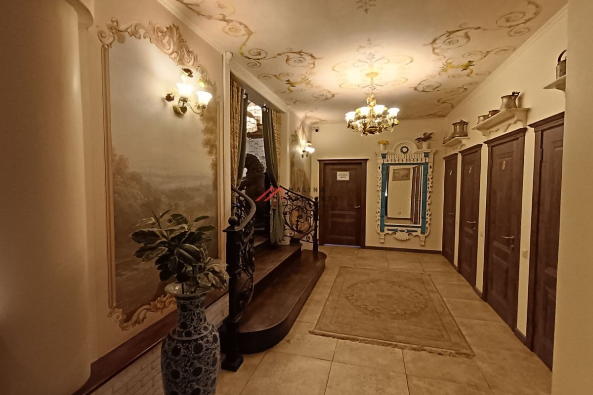 Продажа торгового центра в поселке Барвиха-Клаб