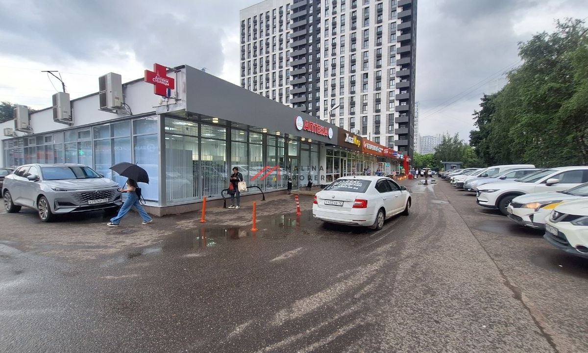 Продажа помещения с арендаторами у метро Коньково