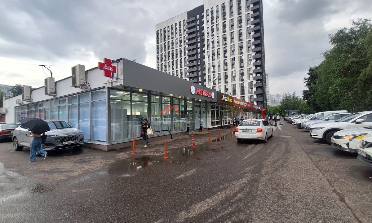 Продажа помещения с арендаторами у метро Коньково