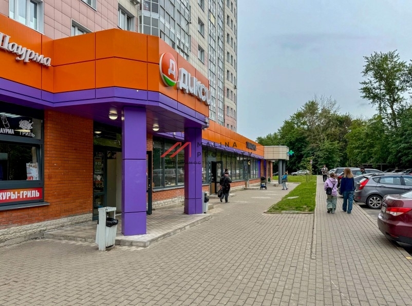 Продажа торгового помещения с арендатором табак