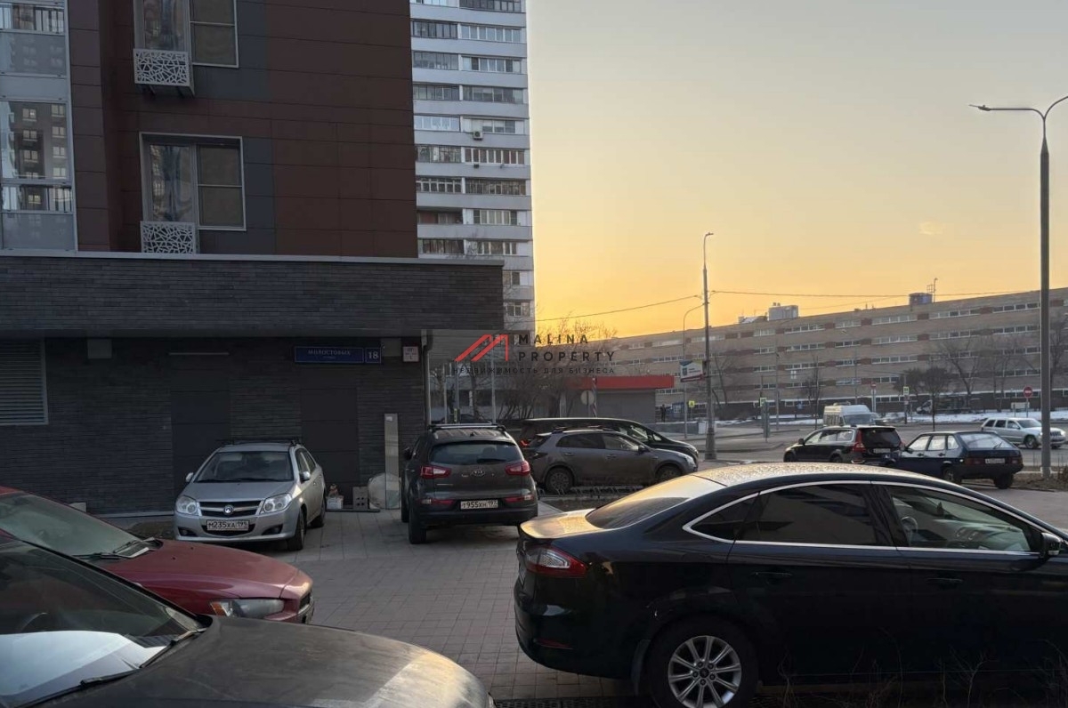 Продажа торгового помещения с арендатором аптека Вита