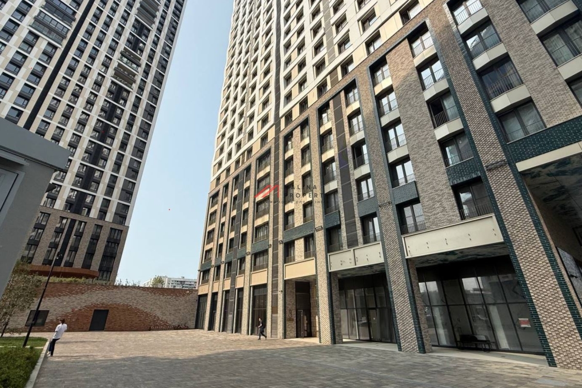 Продажа торгового помещения в жилом комплексе "EVER"