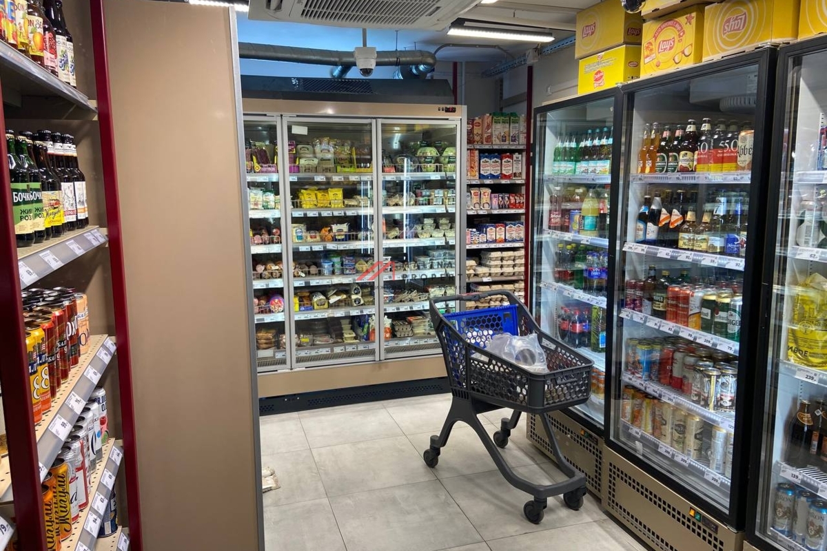 Продажа помещения с "Магнитом", окупаемость 10 лет.