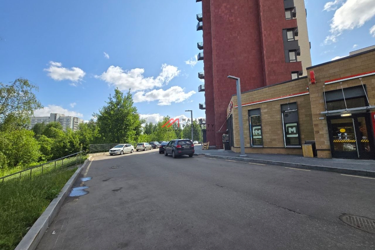 Продажа помещения с арендатором Магнит у дома