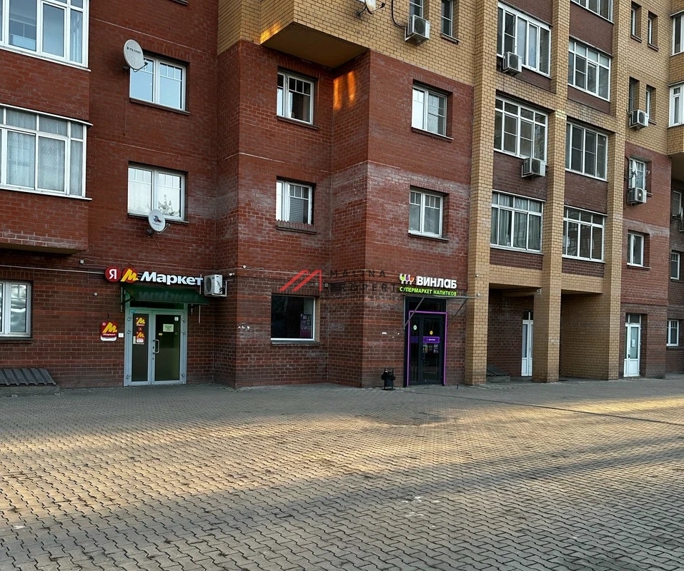 Продажа помещения с арендатором Винлаб 