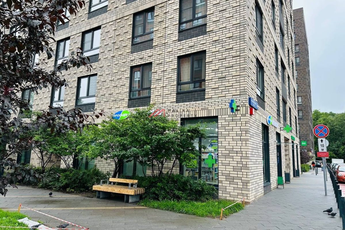 Продажа торгового помещения с арендатором аптека