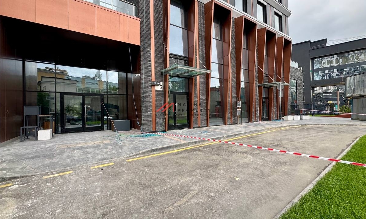 Продажа торгового помещения в жилом комплексе Режиссёр