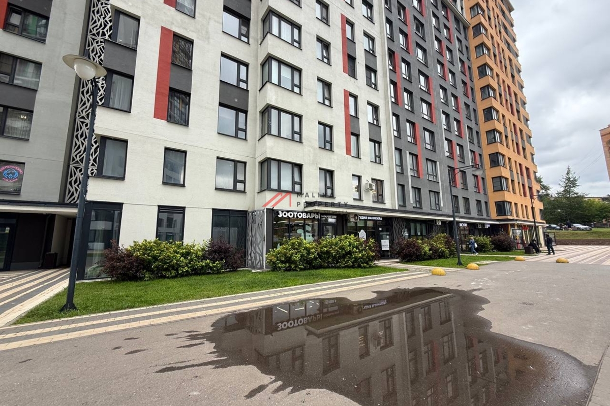 Продажа  помещения в центре жилого комплекса