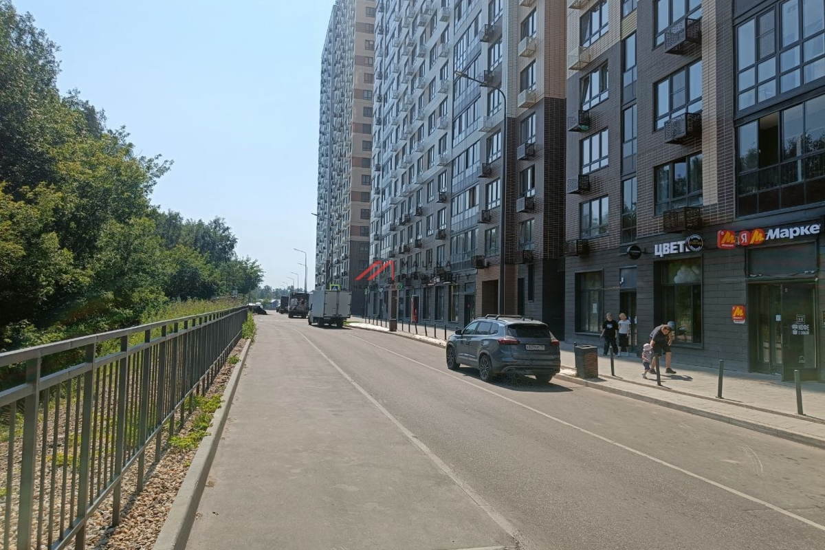 Продажа торгового помещения в ЖК "1-й Лермонтовский"