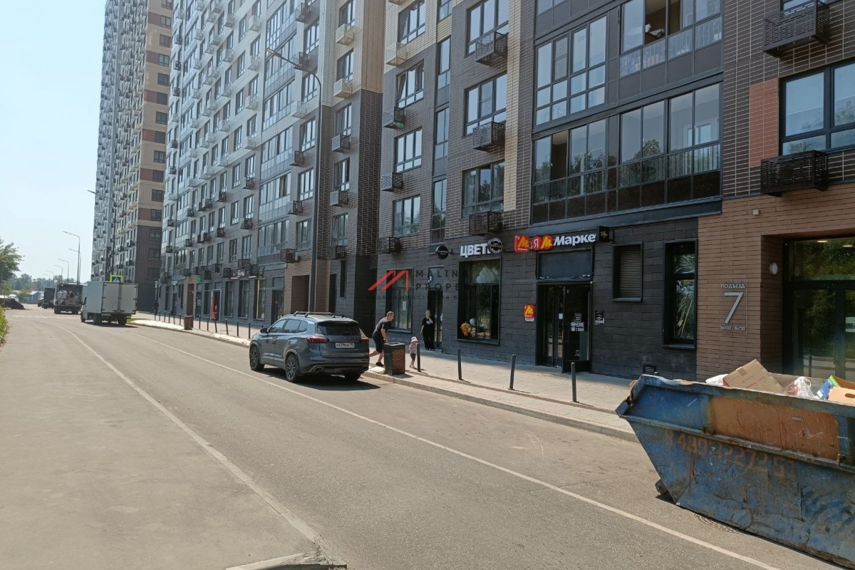 Продажа торгового помещения в ЖК "1-й Лермонтовский"