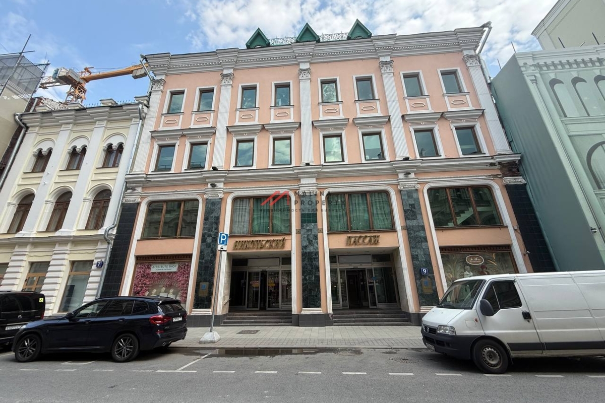 Продажа торгового центра у Красной Площади