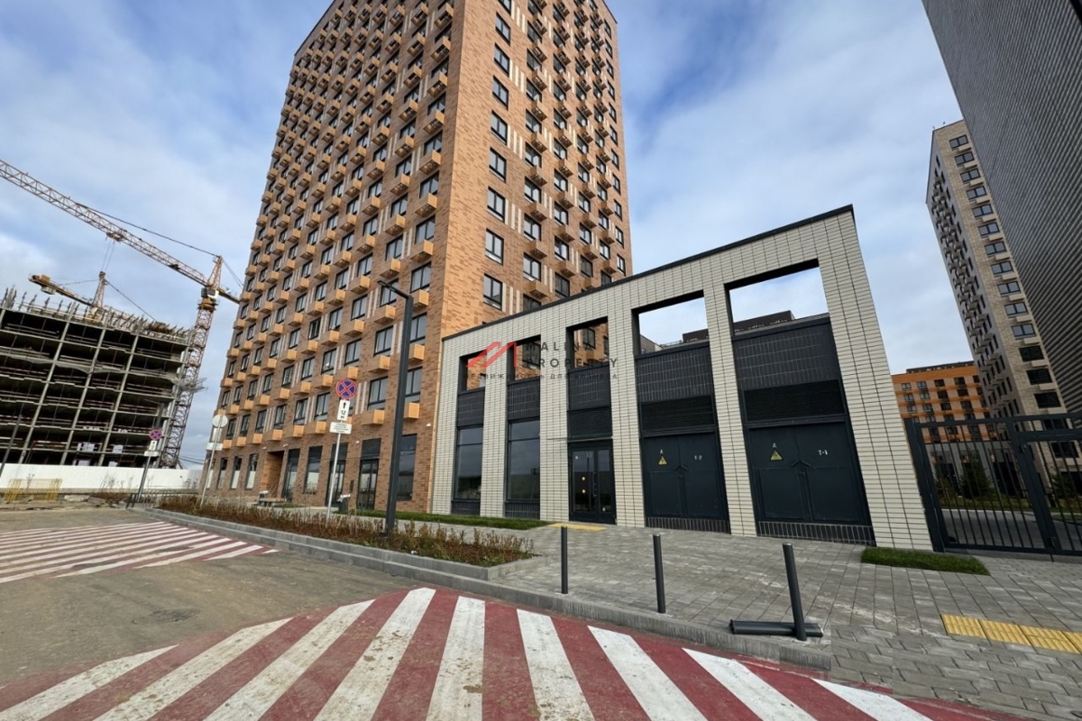 Продажа торгового помещения в ЖК "Никольские луга"