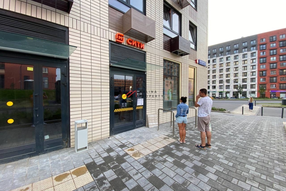 Продажа помещения с "Магнитом" на 1-й линии ЖК