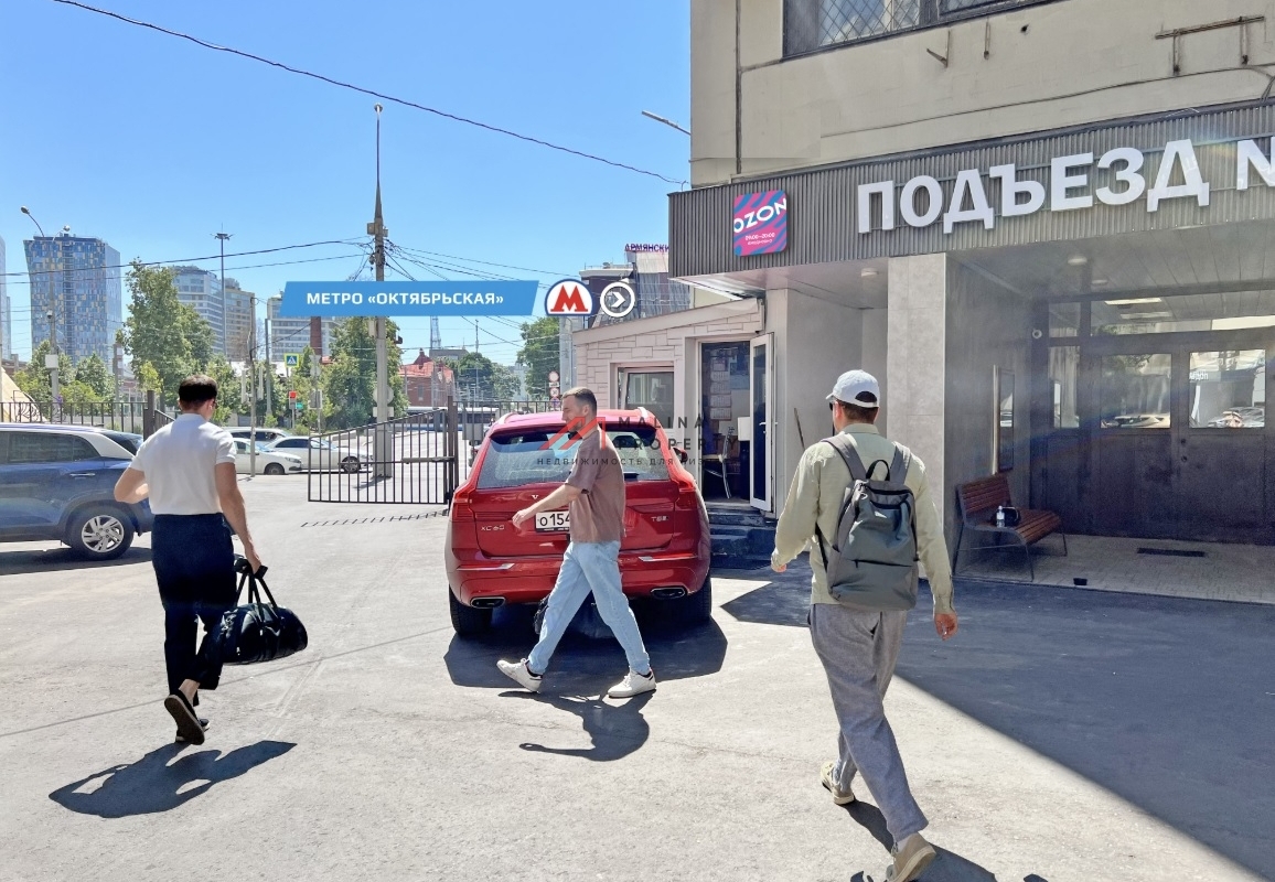 Продажа помещения с арендатором "Ozon" у метро Октябрьская 