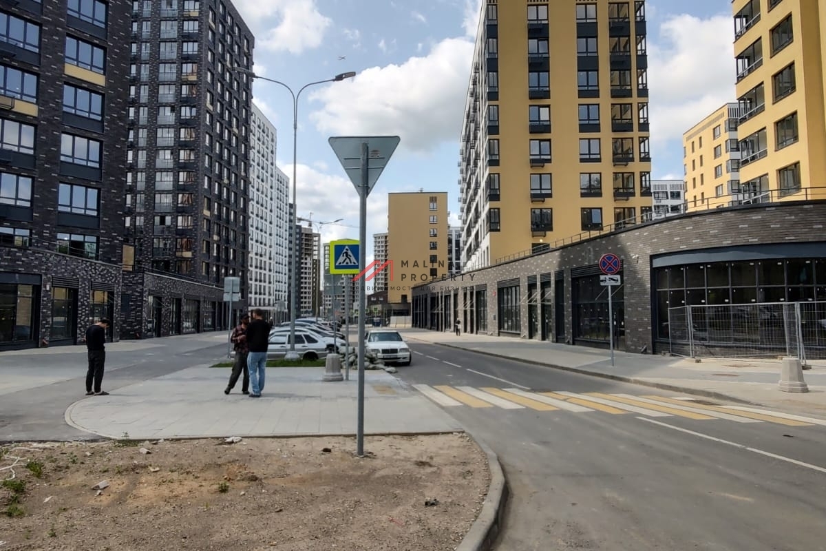 Аренда торгового помещения в ЖК "Скандинавия центр" 