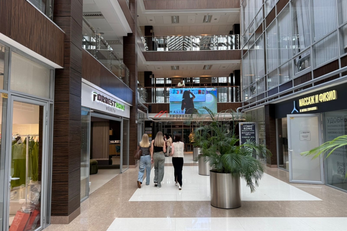 Продажа торгового помещения в БЦ "Омега Плаза"