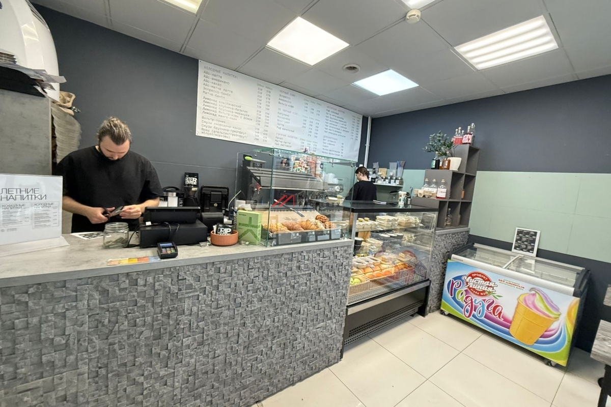 Продажа торгового помещения в БЦ "Омега Плаза"