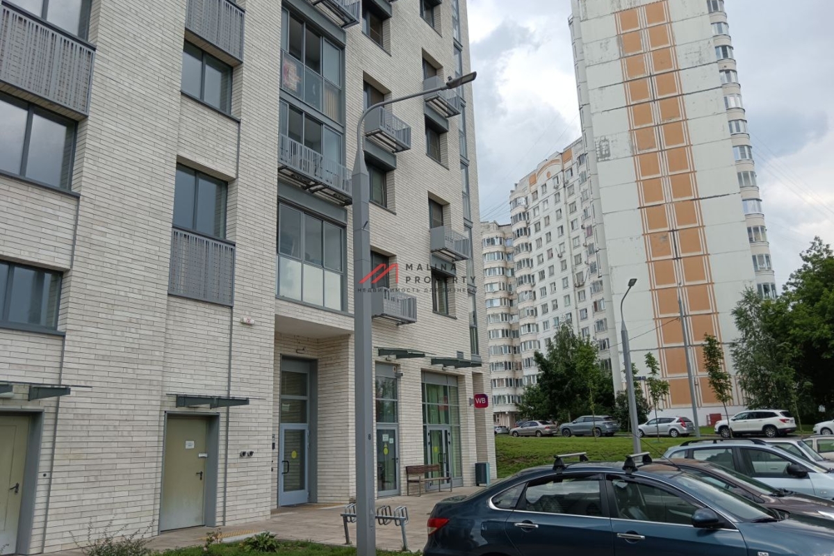 Продажа помещения на Светлогорском проезде с аптекой