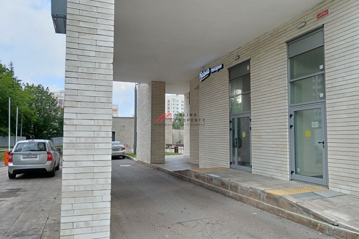 Продажа помещения на Светлогорском проезде с аптекой