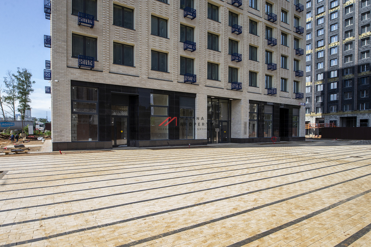 Продажа торгового помещения в новостройке