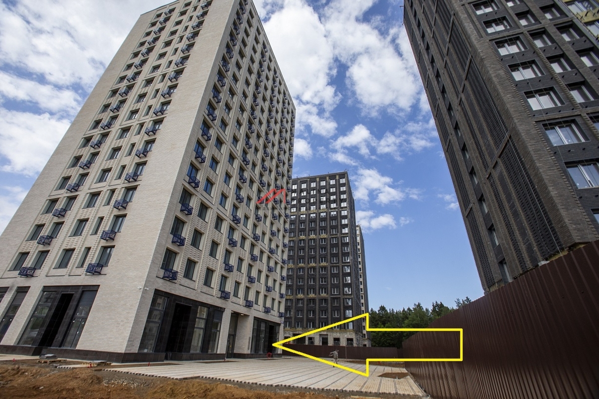 Продажа торгового помещения в новостройке