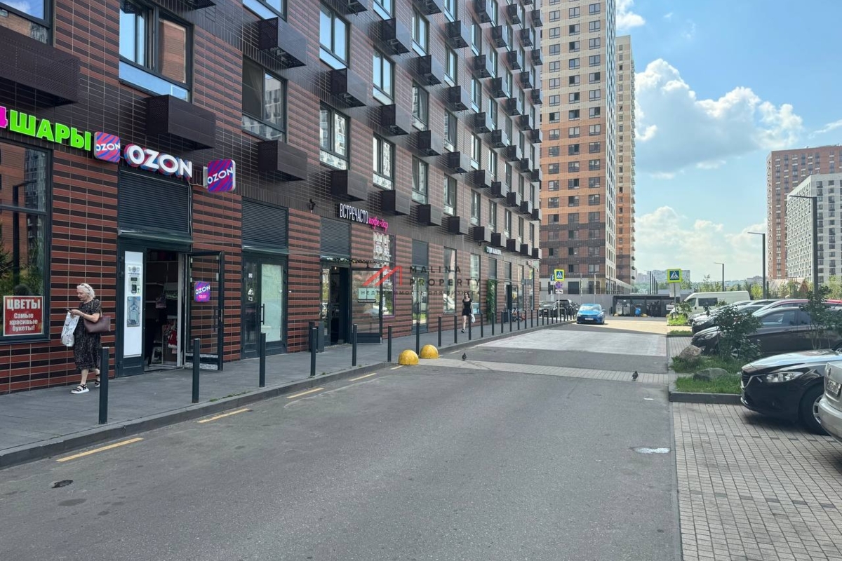 Продажа нежилого помещения в ЖК Белая Дача