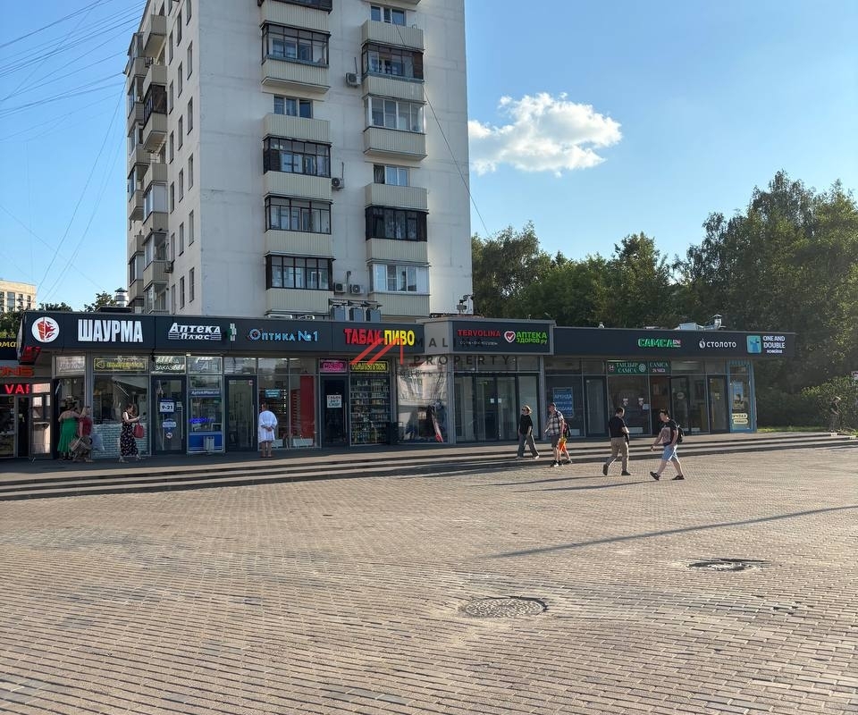 Продажа помещения с арендатором на выходе из метро Перово