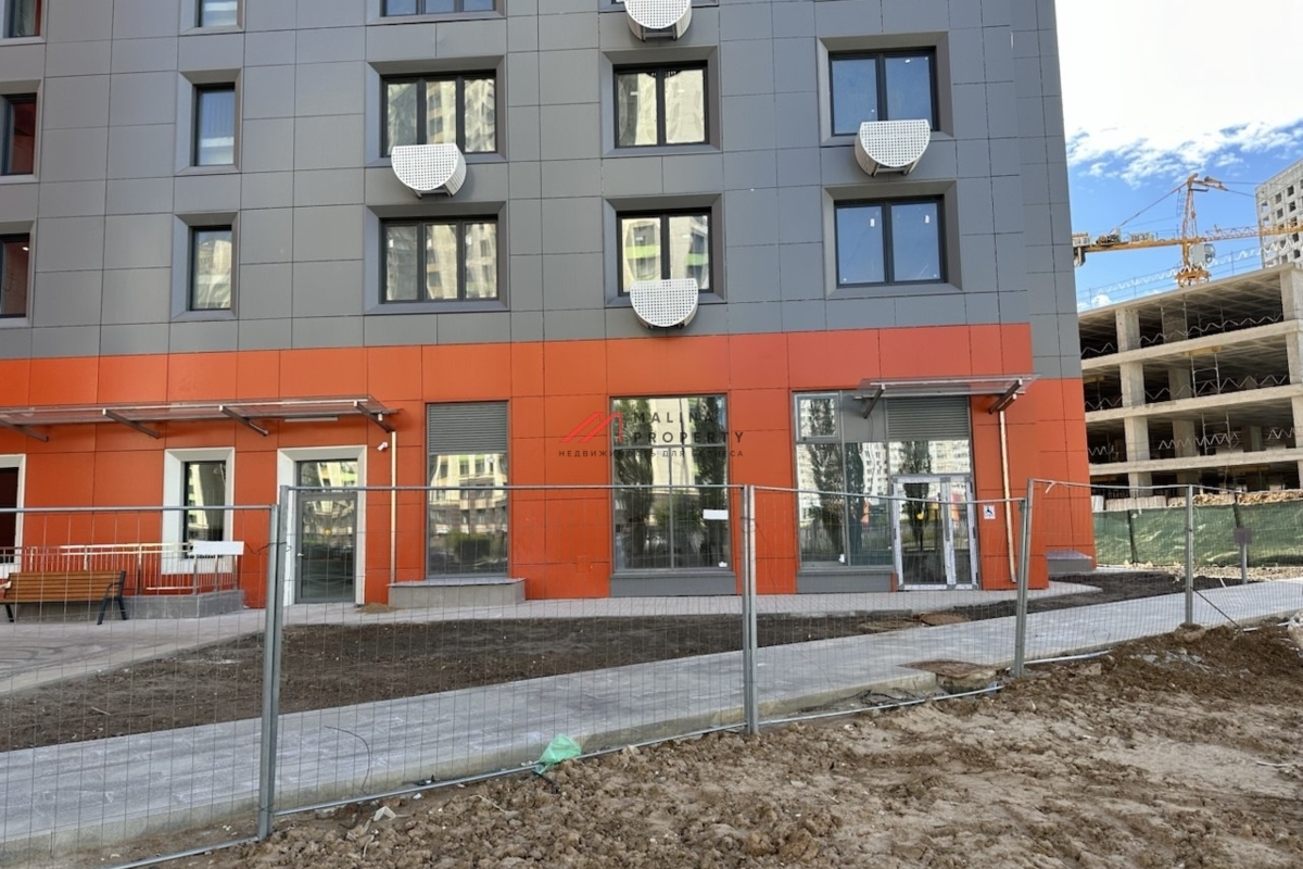 Аренда торгового помещения  рядом с метро Рассказовка 