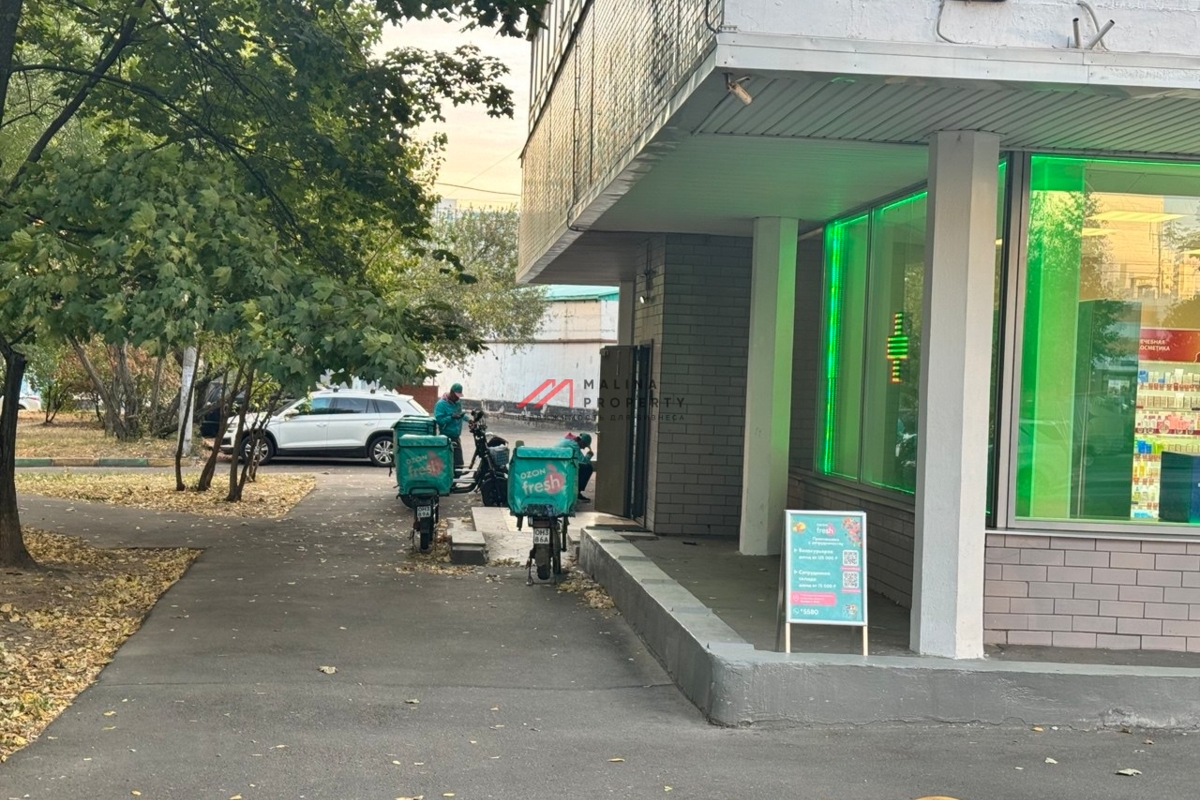 Аренда торгового здания в Строгино